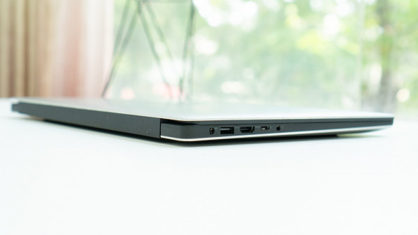 Laptop cũ Dell XPS 9550 | i7 6700HQ | RAM 8 GB | SSD 256 GB | VGA nVIDIA Geforce 960M | Màn 15.6 Full HD