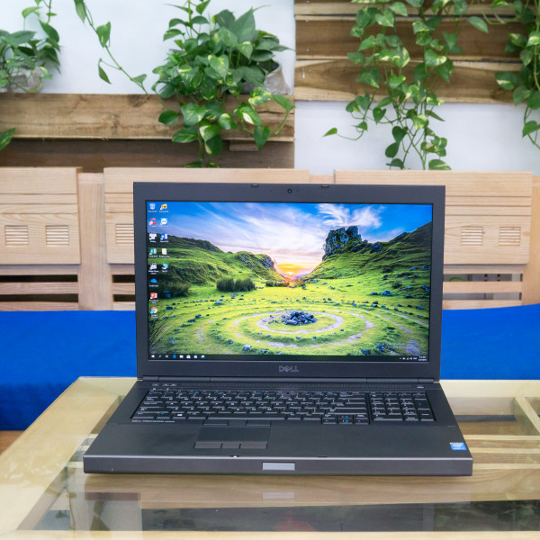 Dell Precision M6800 Mobile Workstation i7 4800MQ | RAM 8GB | SSD 256GB  | 17.3