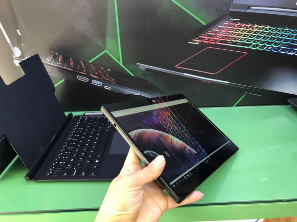 Laptop Dell Latitude E7275 Core M7-6Y5M, Ram 8G, ổ cứng SSD 256G, màn hình 12,5 Full HD cảm ứng