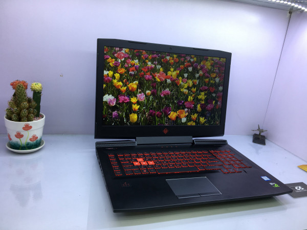Laptop Cũ GAMING HP OMEN 17 2017 CORE I7 7700HQ/ RAM 16G/ SSD 128+HDD 1T/ GTX 1070 8G/ MÀN 17.3 FULL HD IPS
