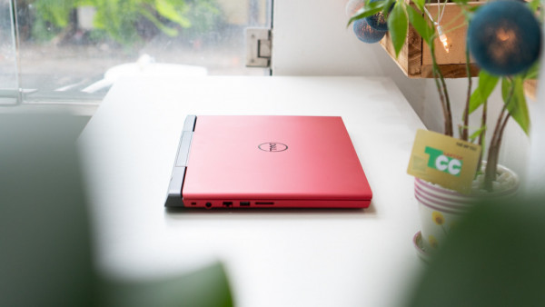 Laptop Cũ Dell Inspiron N7577 Core i7-7700HQ/ RAM 8GB/ SSD M2 128GB + HDD 500 GB/ NVIDIA GeForce GTX 1050 Ti/ 15.6 FHD