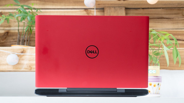 Laptop Cũ Dell Inspiron N7577 Core i7-7700HQ/ RAM 8GB/ SSD M2 128GB + HDD 500 GB/ NVIDIA GeForce GTX 1050 Ti/ 15.6 FHD