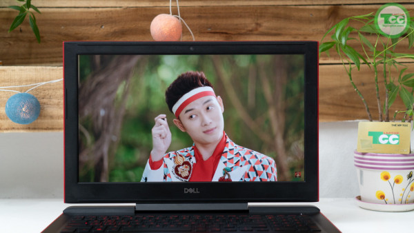 Laptop Cũ Dell Inspiron N7577 Core i7-7700HQ/ RAM 8GB/ SSD M2 128GB + HDD 500 GB/ NVIDIA GeForce GTX 1050 Ti/ 15.6 FHD