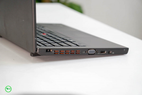 Laptop Cũ Lenovo Thinkpad X240 i5 4200U | RAM 4G | SSD 120G | 12.5'' HD | Card On