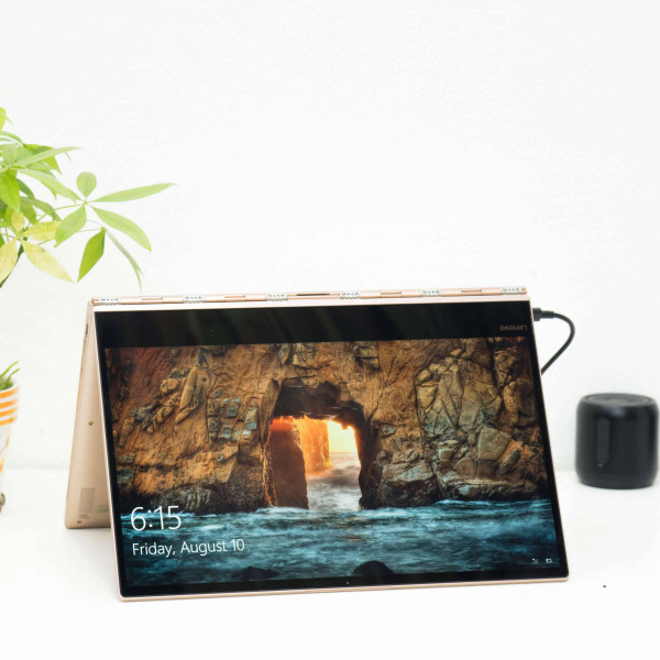 Laptop Lenovo Yoga 920 /i7 -8550U/ 16GB Ram/ 256GB SSD/ Card On/ FHD Cảm Ứng