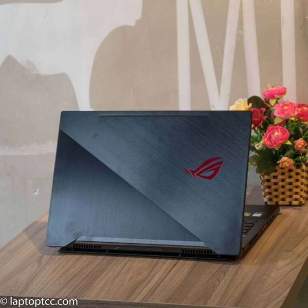 Laptop cũ ASUS ROG Zephyrus M GM501 I7-8750H| RAM 16GB| SSD 256GB| CARD GTX 1060| FULL HD