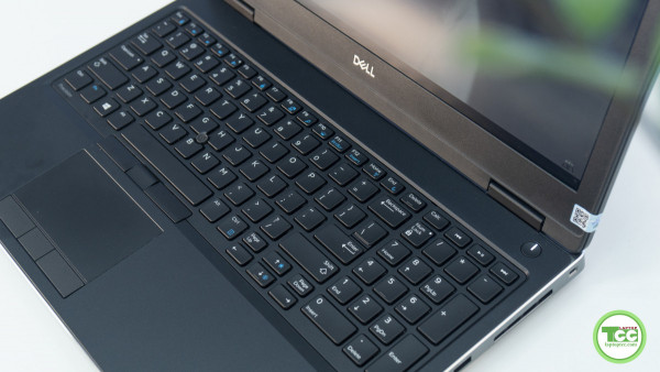 (HOT) Dell Precision 7530 Core i7-8750H | RAM 16GB | SSD PCle 256GB | NVIDIA Quadro P1000 | 15.6 inch FHD