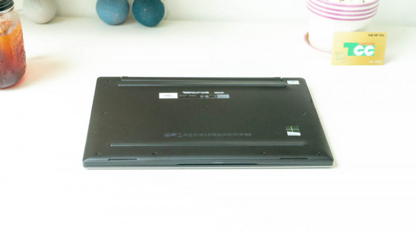 Laptop Cũ Dell Latitude 7370 M5- 6Y54/ RAM 8GB /SSD 256GB/ 13.3