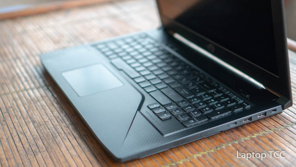 Laptop cũ Gaming Asus ROG Strix SCAR GL503 /Core i7-8750H /RAM 8GB, HDD 1TB + SSD 128GB, VGA 4GB NVIDIA GTX 1050Ti, 15.6 inch, FHD