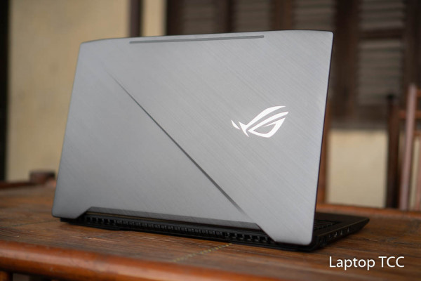 Laptop cũ Gaming Asus ROG Strix SCAR GL503 /Core i7-8750H /RAM 8GB, HDD 1TB + SSD 128GB, VGA 4GB NVIDIA GTX 1050Ti, 15.6 inch, FHD