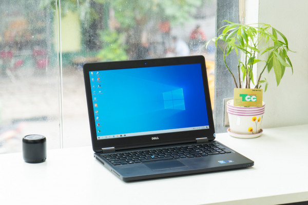 Laptop Cũ Dell Latitude E5550 Core i7