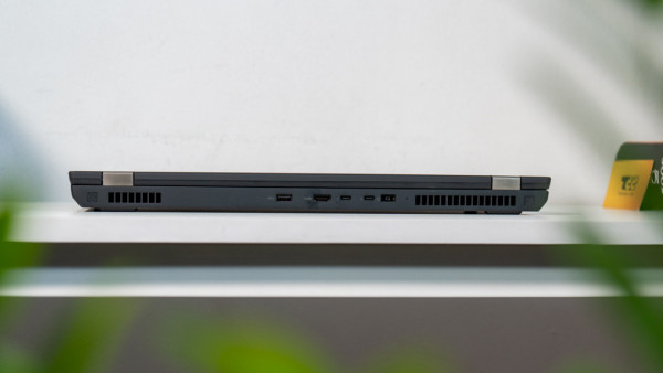 Laptop Cũ Lenovo Thinkpad P72 i7*8850H| 16 GB RAM| 512 GB SSD| 17.3″ FHD| NVIDIA Quadro P3200 6G