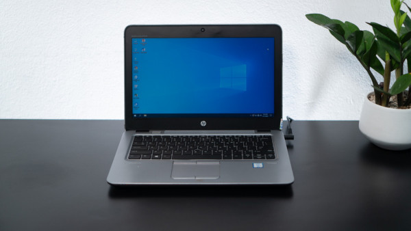 Laptop cũ HP ELITEBOOK 820 G3 CORE I7 6200U/ 8G DDR4 / SSD 256GB / 12.3