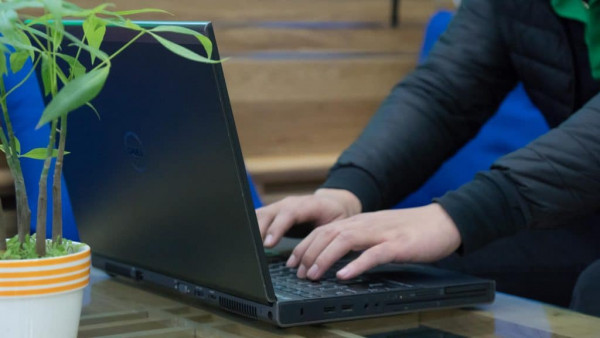 Cảnh Báo: Những điều bạn phải biết trước khi mua laptop cũ!