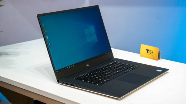 Dell Precision 5540 Core i9-9880H / RAM 32GB / SSD 512GB / NVIDIA Quadro T2000 / FHD