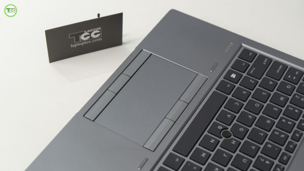 HP ZBook 15 G5 / i7-8750H / RAM 16GB / SSD 512GB / 15.6 FHD IPS /  VGA Nvidia P1000
