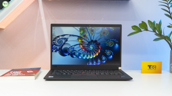 (US) Lenovo ThinkPad X1 Carbon Gen 7 / Core i7-8565U/ RAM 8GB / M.2 PCIe 256GB / 14