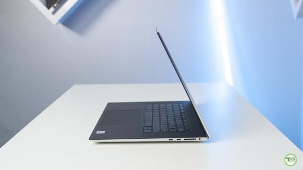 Dell XPS 17 9700, Core i7 10750H, RAM 16GB, SSD 512GB, RTX 2060, 4K Touch