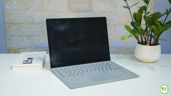 Surface Laptop 2 Core i7 8650U| RAM 8GB| SSD 256GB| Màn 13.5 inch