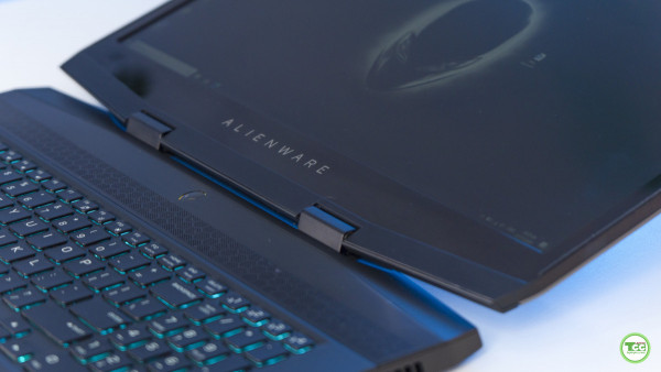 Alienware M17  | Core i7 - 8750H | RAM 16GB | SSD 512GB NVMe | NVidia RTX 2070 |17.3 inch FHD 98%sRGB