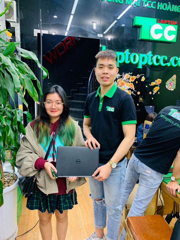 Laptop Cũ Dell Latitude E7250 | Core i5 | Ram 4GB | SSD 120GB |12.5 inch HD | intel HD Graphic 5500