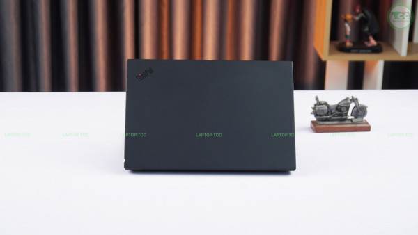 Lenovo ThinkPad P1 Gen 3 Core i7-10750H, 16GB, SSD 512GB, NVIDIA T1000, 15.6 Inch FHD