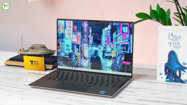 Dell XPS 9310 Core i7 1185G7 / Ram 32GB/ SSD 512GB / FHD+