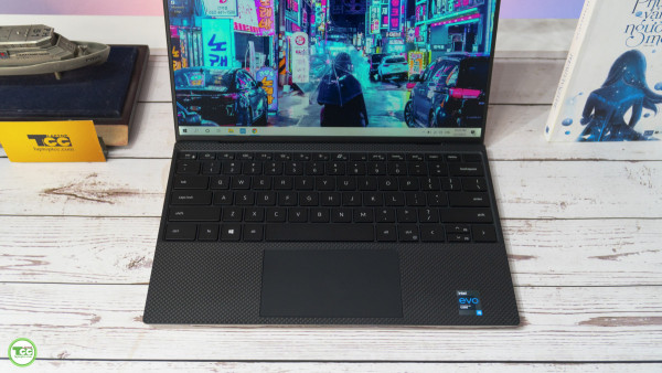 Dell XPS 9310 Core i7 1185G7 / Ram 32GB/ SSD 512GB / FHD+
