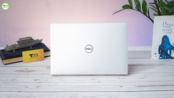 Dell XPS 9310 Core i7 1185G7 / Ram 32GB/ SSD 512GB / FHD+
