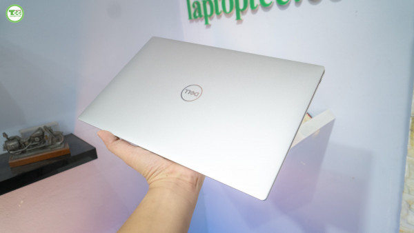 Dell XPS 9310 Core i7 1185G7 / Ram 32GB/ SSD 512GB / FHD+