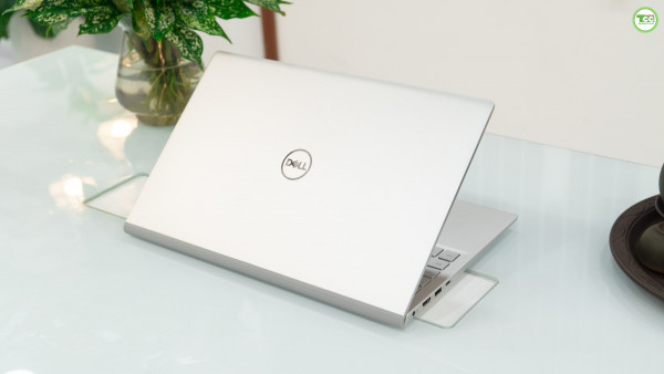 Dell Inspiron 15 5502 Core™ i7-1165G7, Ram 16GB, SSD 512GB, 15.6