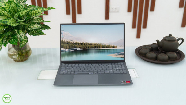 Laptop Dell Inspiron 5515