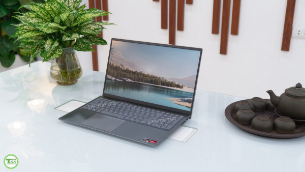 Laptop Dell Inspiron 5515