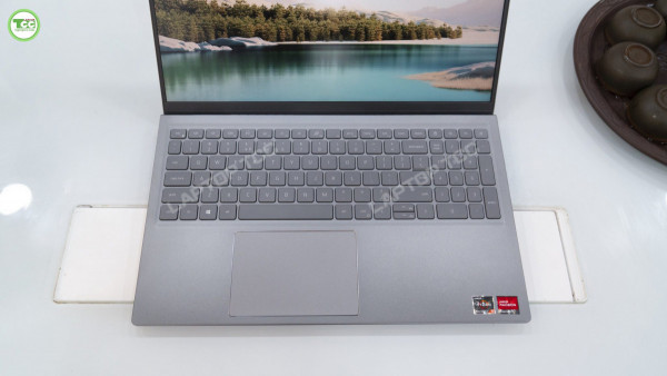 Laptop Dell Inspiron 5515