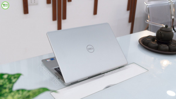 Laptop Dell Inspiron 3501