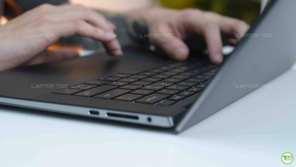 Dell Precision 5560 (2021) Core™ i7-11800H, Ram 16GB, SSD 512GB, 15.6