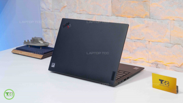 Lenovo Thinkpad X1 Carbon Gen 9 Core i5 - 1135G7, Ram 8GB, SSD 256GB, FHD+