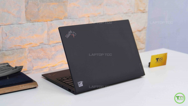 Lenovo Thinkpad X1 Carbon Gen 9 Core i5 - 1135G7, Ram 8GB, SSD 256GB, FHD+