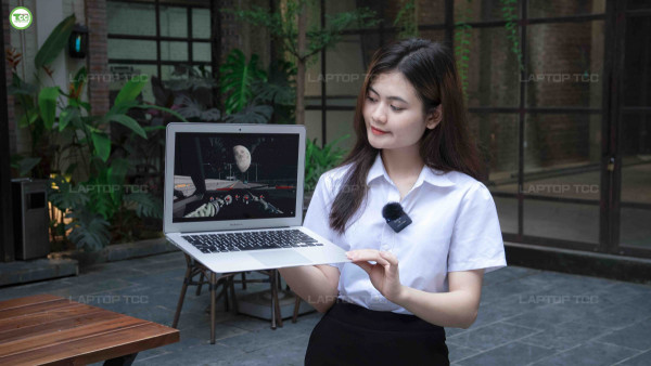 MQD42 - Macbook Air (2017) Core i7/ 8GB RAM / 256GB SSD