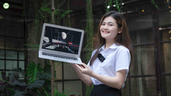 MQD42 - Macbook Air (2017) Core i7/ 8GB RAM / 256GB SSD