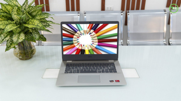 Laptop Dell Vostro 3405