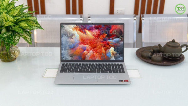 Laptop Dell Inspiron 3515