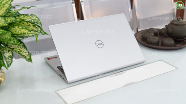 Laptop Dell Inspiron 3515