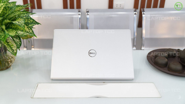 Laptop Dell Inspiron 3515