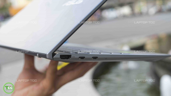 Asus Zenbook Q408UG