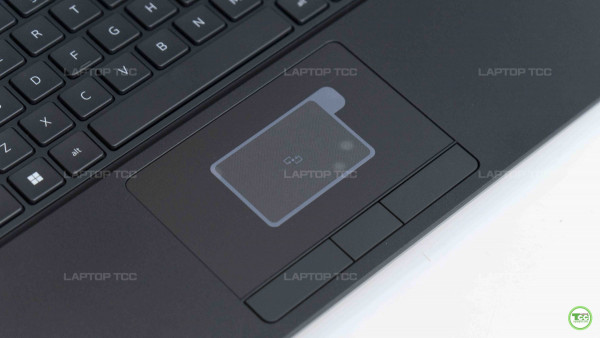 Dell Precision 7560 (2021) Xeon 11855M, Ram 32GB, SSD 512GB, 15.6