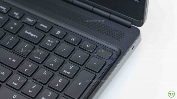 Dell Precision 7560 (2021) Xeon 11855M, Ram 32GB, SSD 512GB, 15.6