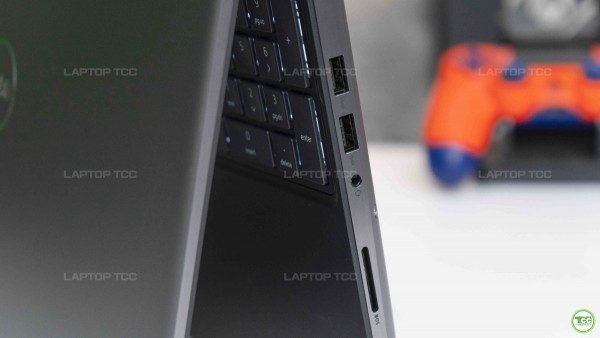 Dell Precision 7560 (2021) Xeon 11855M, Ram 32GB, SSD 512GB, 15.6