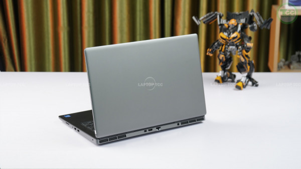 Dell Precision 7760 (2021) Core i7-11850H, RAM 16GB, SSD 512GB, 17.3 FHD, T1200