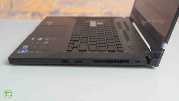 Asus TUF DASH Gaming FX516P